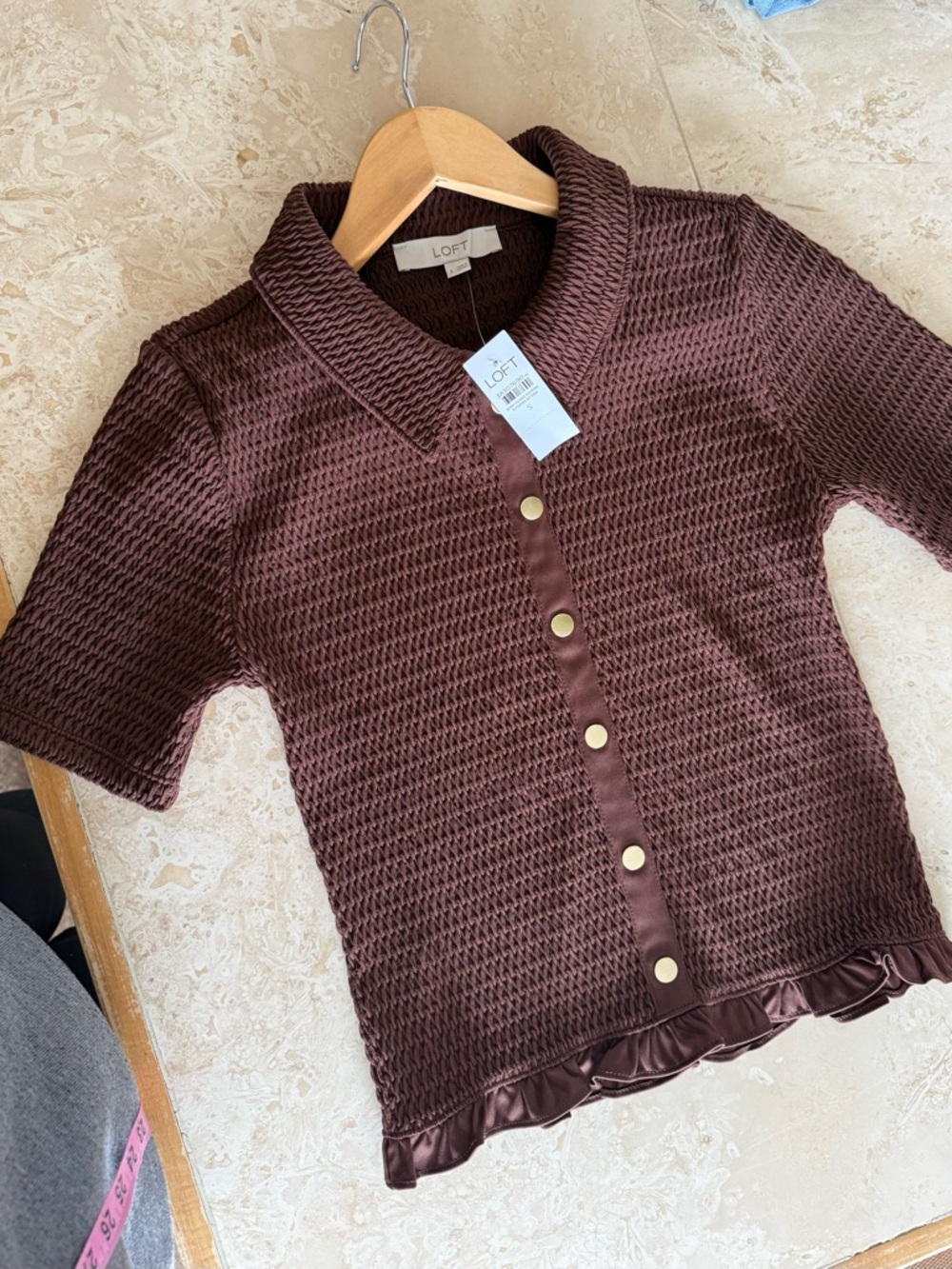 LOFT NWT Smocked Ruffle Hem Shirt Size Small - Picture 7 of 7